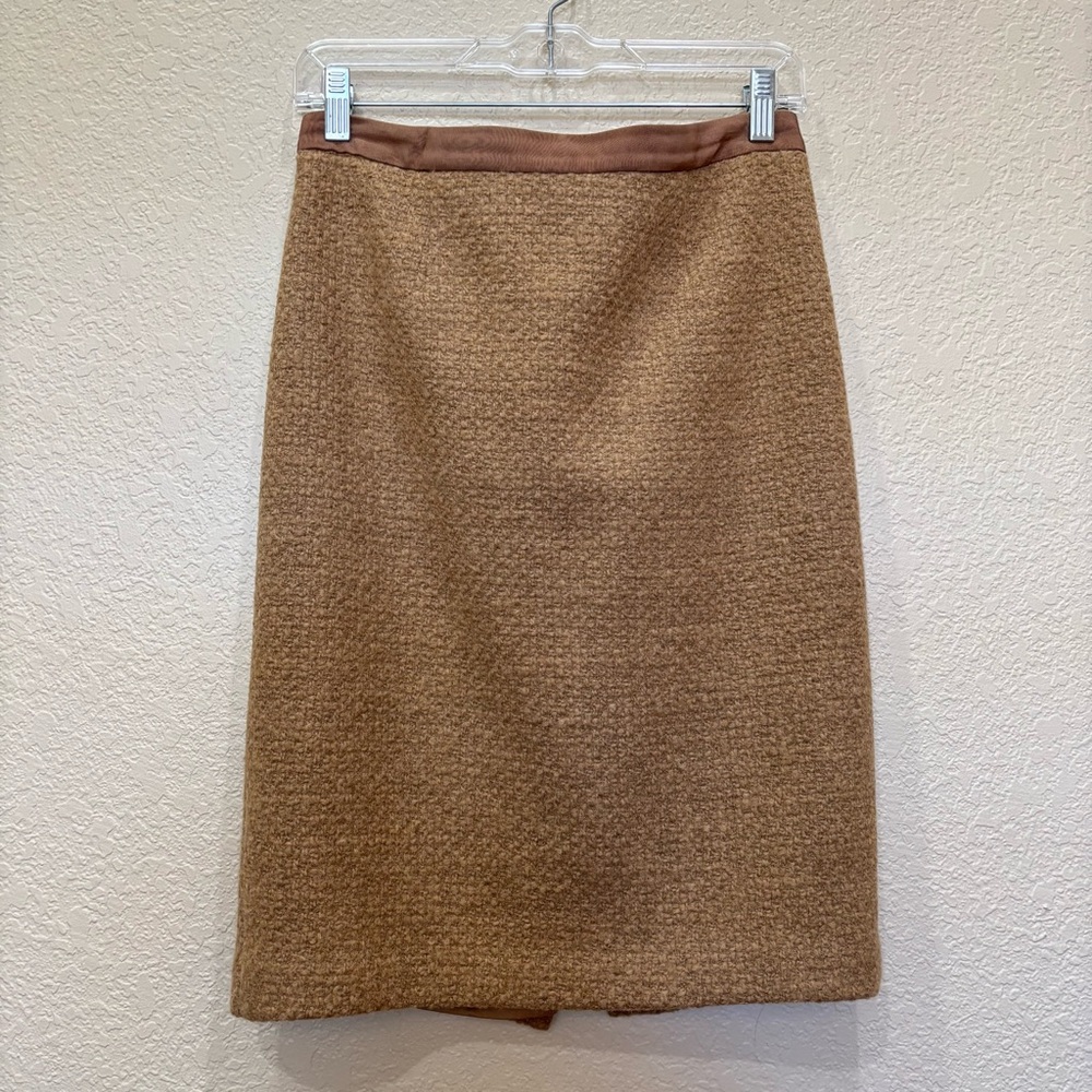 Boden Wool Tailored Pencil Skirt In Beige / Camel Boucle Tweed - US 6R Preppy